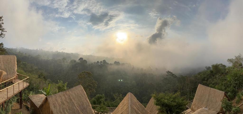 Wanagiri Sunset Glamping Hotel Gitgit Exterior foto