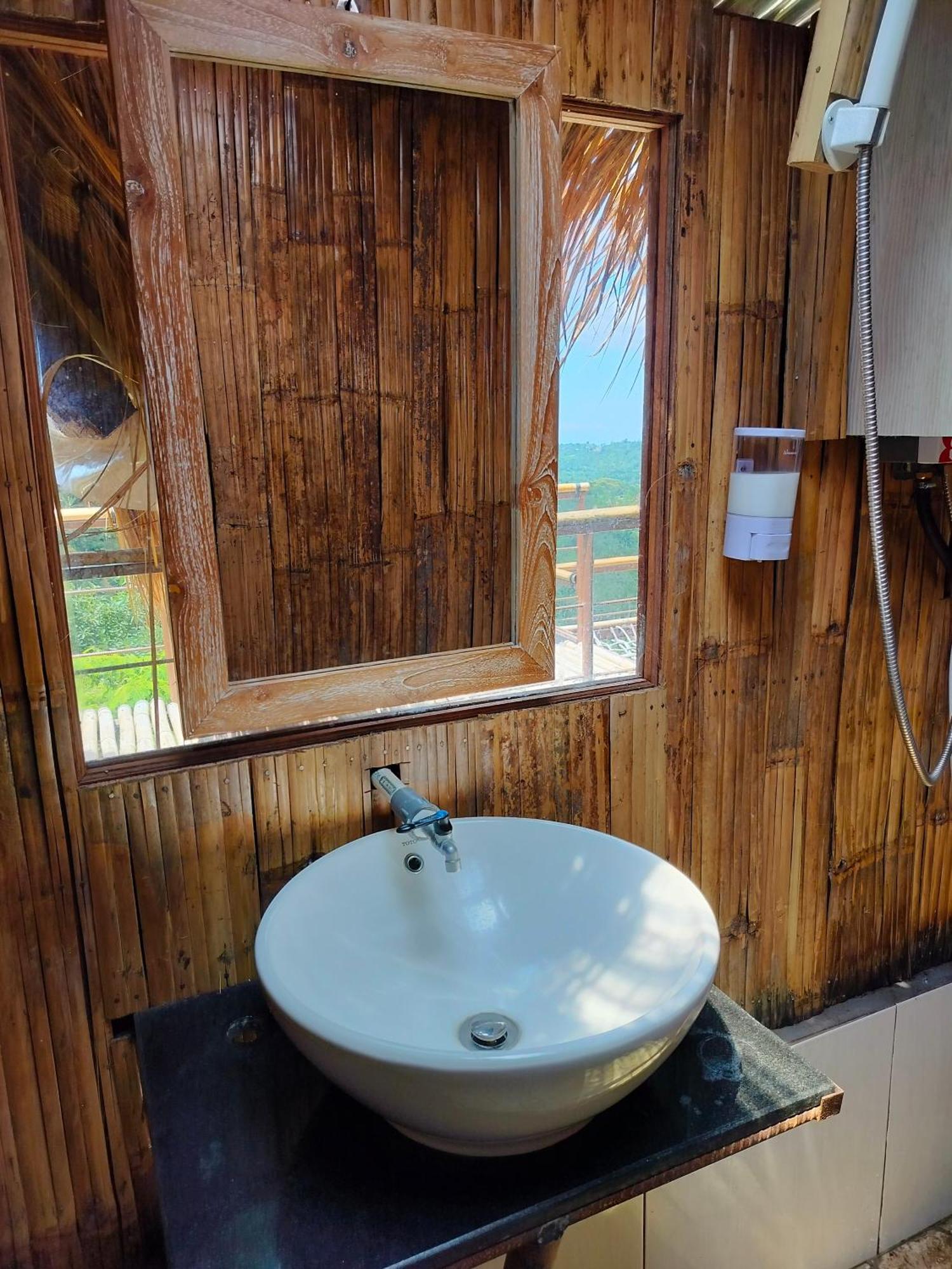 Wanagiri Sunset Glamping Hotel Gitgit Exterior foto